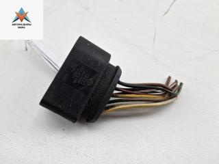 разъем (фишка) проводки Audi A6 4B/C5 1997, 2.8 л., бензин, МКПП, серый, седан, 1J0973735