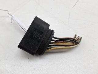 разъем (фишка) проводки Audi A6 4B/C5 1997, 2.8 л., бензин, МКПП, серый, седан, 1J0973735