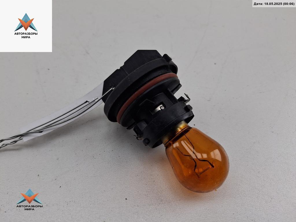 Патрон лампы фары Mercedes-Benz C-Класс W203/S203/CL203 2001, 2.0 л., бензин, МКПП, красный, универсал, PY21W - фото №1