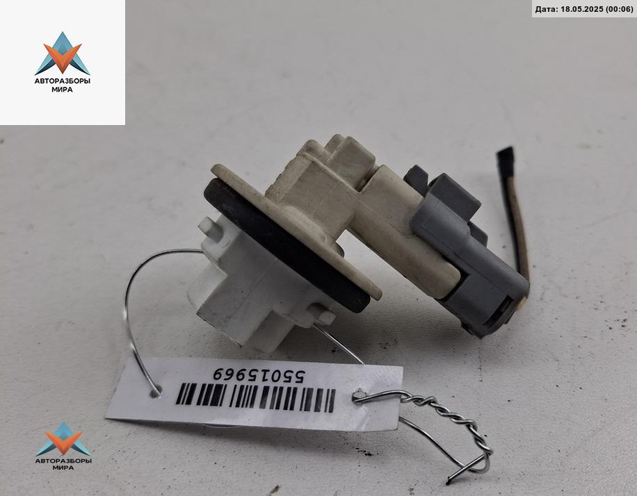 Патрон лампы фары Renault Laguna 2 поколение 2001, 1.8 л., бензин, МКПП, серый, хетчбэк 5 дв. - фото №1