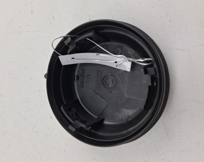 Крышка (заглушка) задняя фары Renault Laguna II 2001, 1.8 л., бензин, МКПП, серый, хетчбэк 5 дв., 89001811