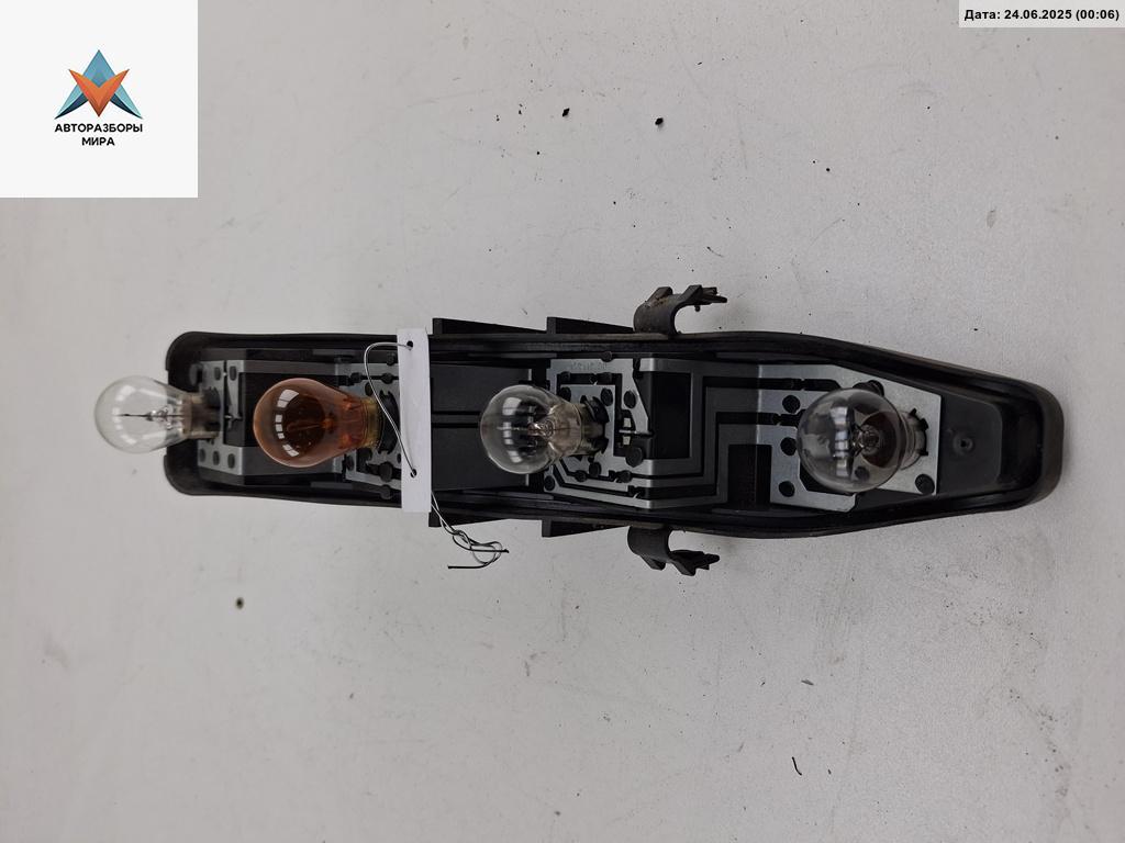 Плата фонаря заднего правого Renault Scenic 2 поколение 2004, 2.0 л., бензин, МКПП, синий, минивэн, 159118 - фото №1