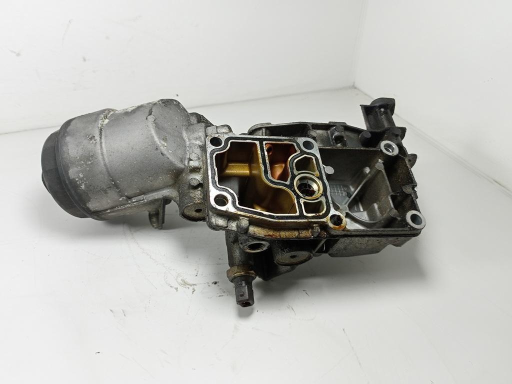 корпус масляного фильтра BMW 5 E39 1996, 2.0 л., бензин, МКПП, седан, 6750330620
