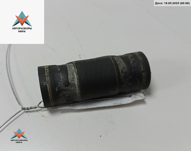 патрубок (трубопровод, шланг) Audi A4 B7 2004, 2.5 л., дизель, АКПП, серый, универсал, 059121073 - фото №1