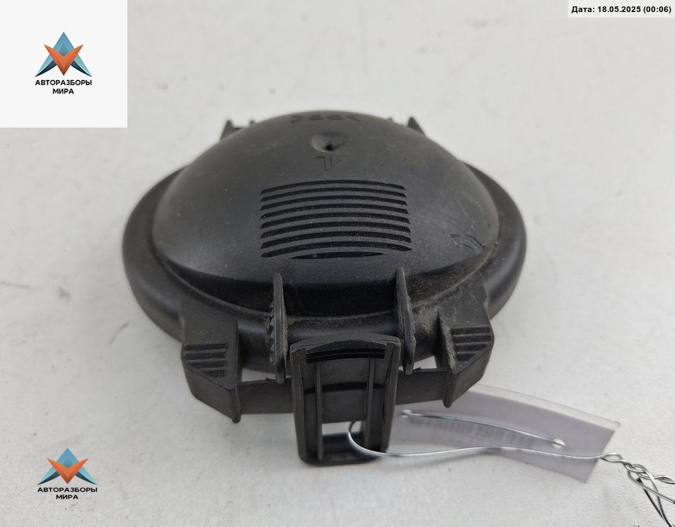 Крышка (заглушка) задняя фары Mercedes-Benz C-Класс W203/S203/CL203 2003, 2.2 л., дизель, АКПП, серый, седан, 1305219068.1305219099 - фото №1