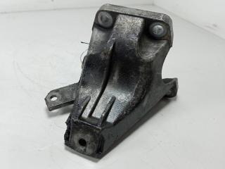 кронштейн двигателя Audi A4 B7 2004, 2.5 л., дизель, АКПП, серый, универсал, 8E0199308J
