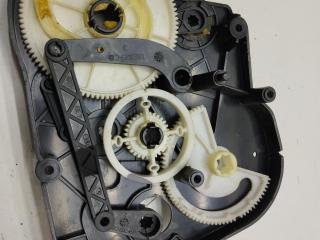 Заслонка печки/климат-контроля Ford Mondeo 4 поколение 2009, 2.0 л., дизель, МКПП, чёрный, универсал, 6G9118740B