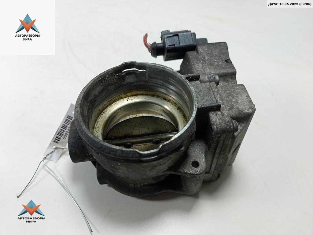 заслонка дроссельная Audi A4 B7 2004, 2.5 л., дизель, АКПП, серый, универсал, 059128063E - фото №1