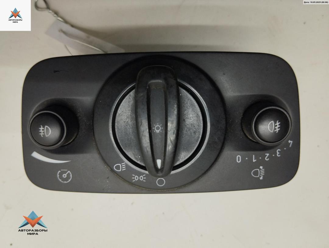 переключатель света Ford Mondeo 4 поколение 2009, 2.0 л., дизель, МКПП, чёрный, универсал, 8G9T13A824AA - фото №1