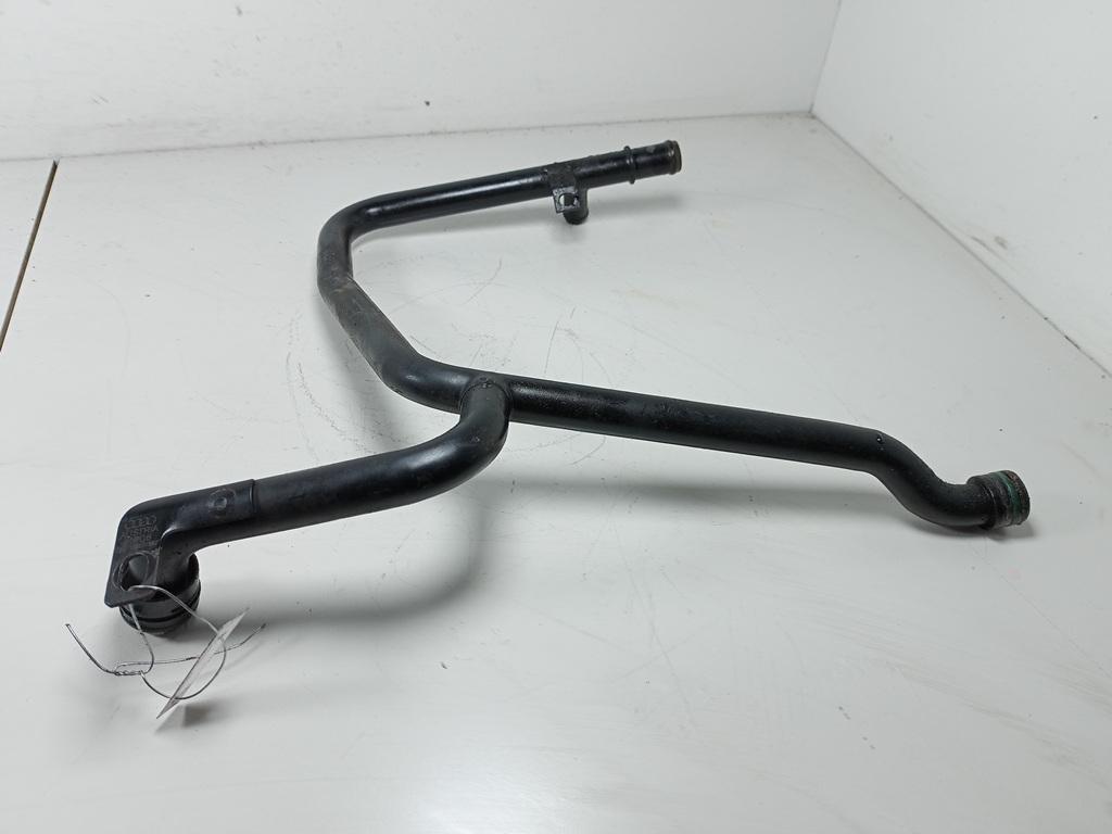 трубка охлаждающей жидкости Audi A4 B7 2004, 2.5 л., дизель, АКПП, 059121075AJ