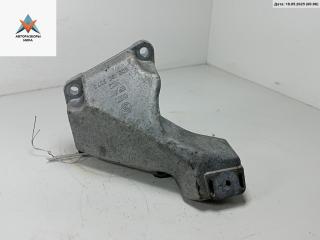 кронштейн двигателя Audi A6 4B/C5 1998, 2.4 л., бензин, АКПП, синий, седан, 8D0199307G