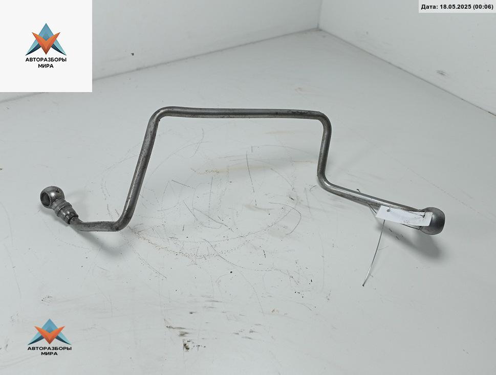 Трубка масляная турбины Ford Focus 2 поколение 2006, 1.6 л., дизель, МКПП, чёрный, универсал - фото №1