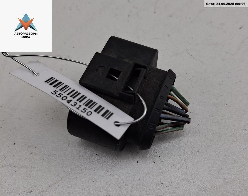 разъем (фишка) проводки Ford C-Max 1 поколение 2004, 1.8 л., бензин, МКПП, серый, минивэн, 42121500 - фото №1