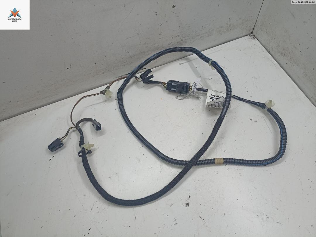 Проводка крышки багажника Opel Astra G 2001, 1.8 л., бензин, МКПП, чёрный, купе, 13719A00 - фото №1