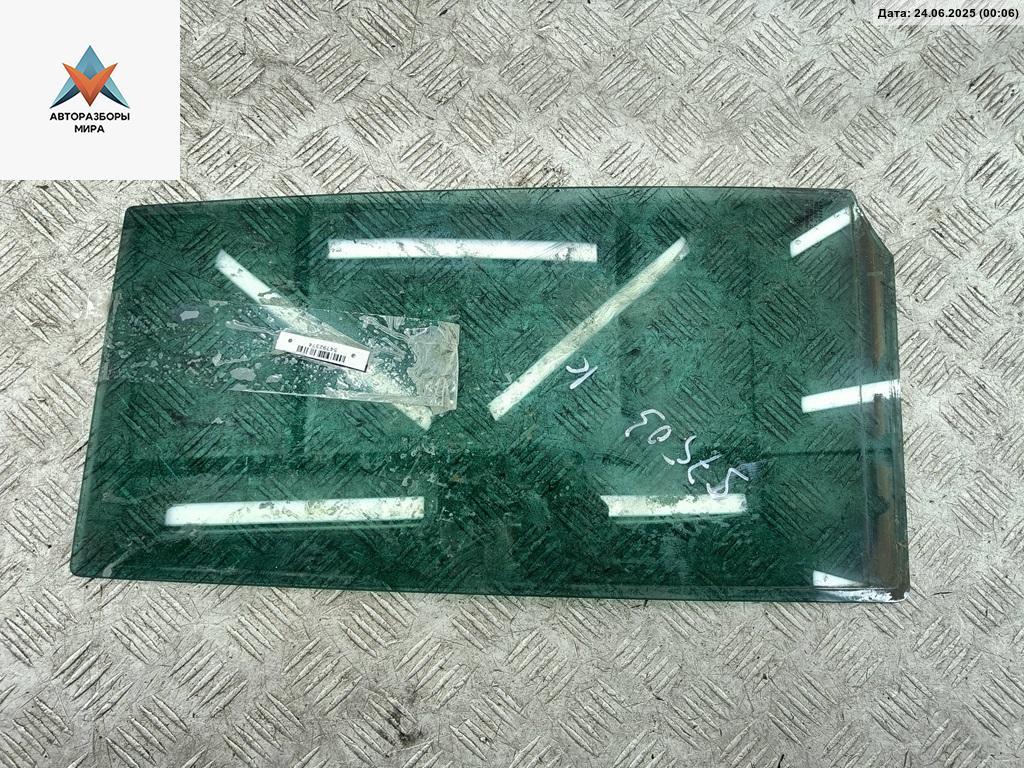 форточка задняя левая Volkswagen Touran 1 поколение 2005, 1.9 л., дизель, МКПП, синий, минивэн - фото №1