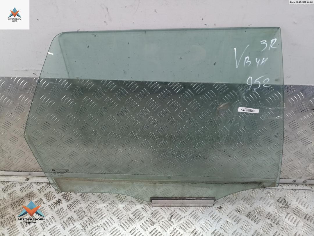 стекло двери задней правой Opel Vectra B 1996, 1.8 л., бензин, АКПП, красный, универсал - фото №1