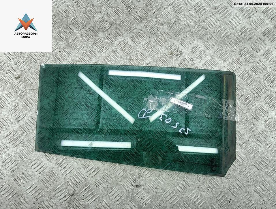 форточка задняя правая Volkswagen Touran 1 поколение 2005, 1.9 л., дизель, МКПП, синий, минивэн - фото №1