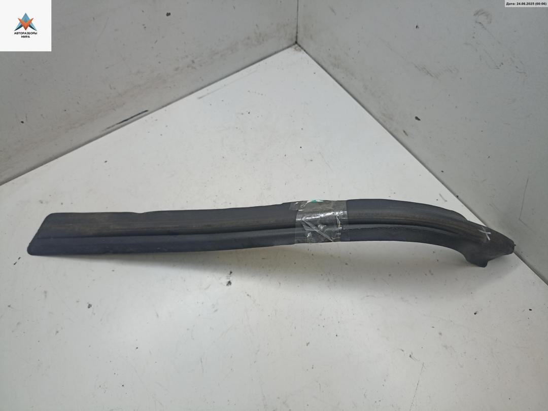 уплотнитель Opel Zafira 1 поколение (A) 2002, 1.6 л., бензин, МКПП, серый, минивэн, 09132665 - фото №1