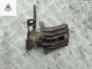 суппорт задний правый Volkswagen Passat B5 1998, 1.8 л., бензин, МКПП, синий, универсал