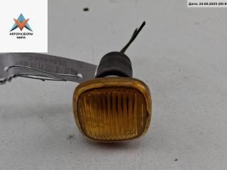 повторитель передний левый Audi A4 B5 1997, 1.8 л., бензин, МКПП, синий, седан, 4D0949127B