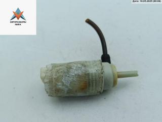 насос (моторчик) омывателя стекла Volkswagen Passat B4 1993, синий, седан