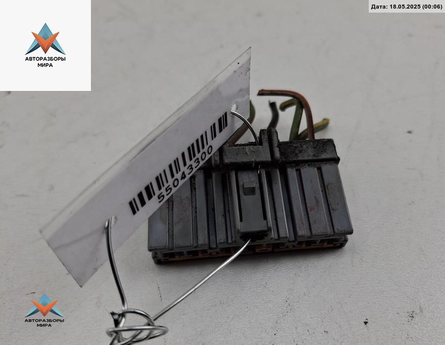 разъем (фишка) проводки Ford C-Max 1 поколение 2004, 1.8 л., бензин, МКПП, серый, минивэн - фото №1