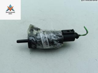 насос (моторчик) омывателя стекла Audi A6 4B/C5 1997, серый, седан