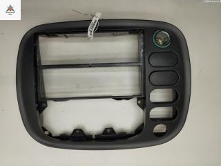 рамка под магнитолу Ford Galaxy 1 поколение 1998, 2.0 л., бензин, МКПП, красный, минивэн, 95VWA045C00AR