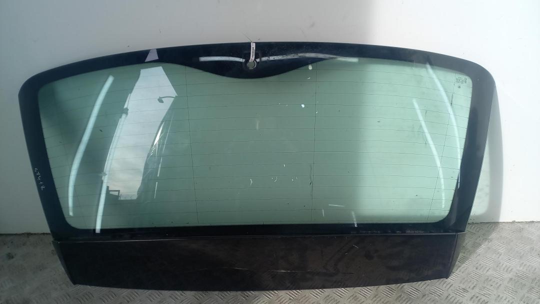 стекло заднее BMW 5 E60/E61 2004, 2.5 л., бензин, МКПП, чёрный, универсал