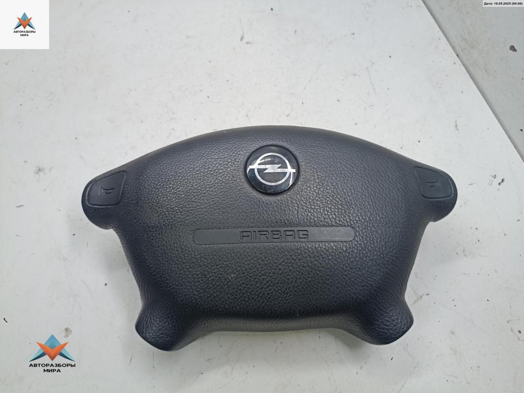 подушка безопасности водителя Opel Vectra B 1998, 1.8 л., бензин, МКПП, зелёный, седан - фото №1