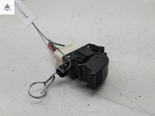 кнопка стеклоподъемника переднего правого Mazda 6 GG 2002, 2.0 л., дизель, МКПП, серый, хетчбэк 5 дв.