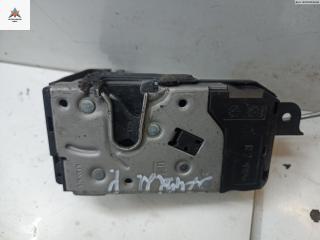 замок двери передней правой Opel Astra H/Family [рестайлинг] 2006, 1.9 л., дизель, МКПП, серый, универсал, 13210749