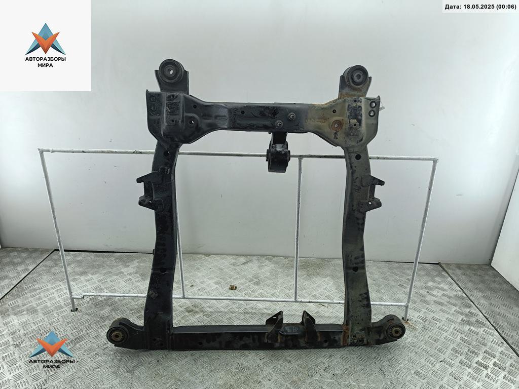 подрамник передний Chevrolet Orlando 1 поколение 2011, 2.0 л., дизель, АКПП, чёрный, минивэн - фото №1