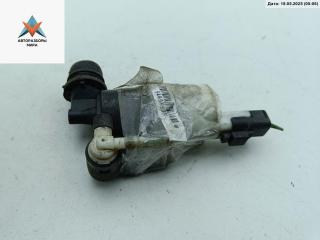 насос (моторчик) омывателя стекла Renault Scenic 2 поколение [рестайлинг] 2007, чёрный, минивэн, 8200295685