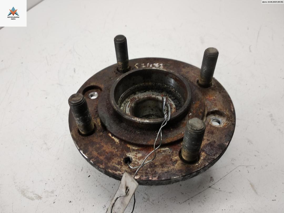 ступица задняя правая Mitsubishi Space Star 1 поколение 1999, 1.3 л., бензин, МКПП, красный, минивэн - фото №1