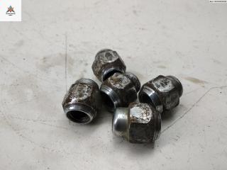 болт колесный Mazda 5 CR 2006, 2.0 л., дизель, МКПП, серый, минивэн