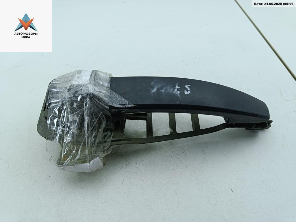 ручка наружная задняя левая Opel Vectra C 2002, 2.2 л., бензин, МКПП, серый, седан - фото №1