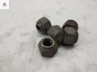 болт колесный Mitsubishi Space Star 1 поколение 1999, 1.3 л., бензин, МКПП, красный, минивэн