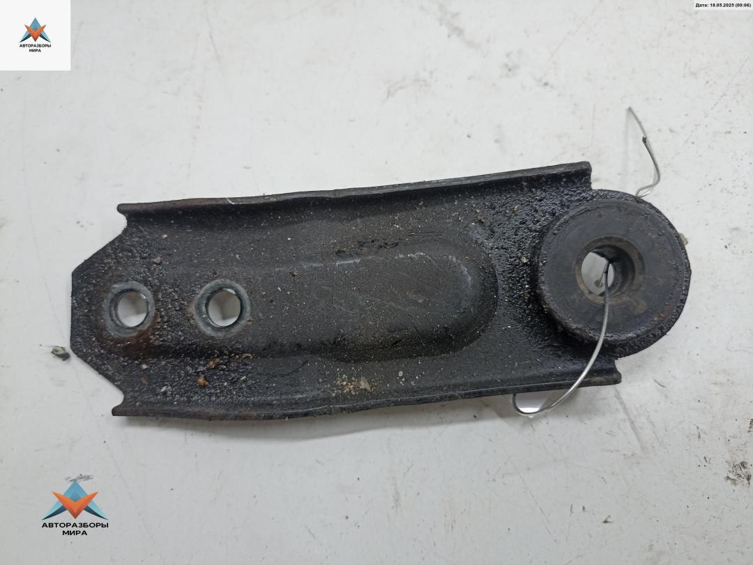 кронштейн радиатора Opel Astra G 2004, 1.6 л., бензин, МКПП, серый, универсал - фото №1