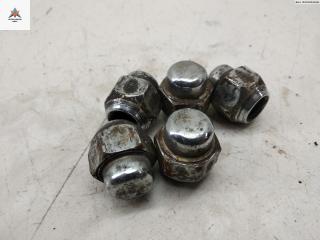 болт колесный Mazda 5 CR 2006, 2.0 л., дизель, МКПП, серый, минивэн