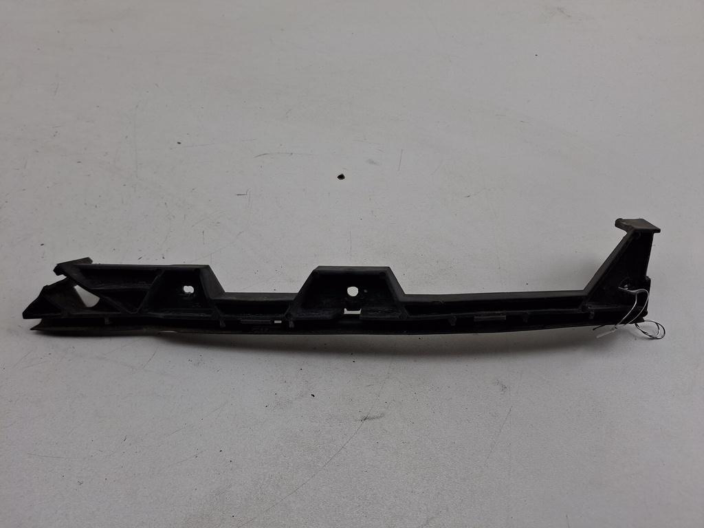 кронштейн переднего бампера Opel Vectra C 2002, 2.2 л., бензин, МКПП, серый, седан, 24401411