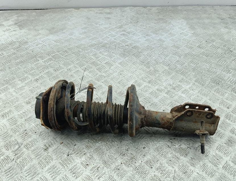 стойка передняя Mazda 323 BA 1997, 1.5 л., бензин, МКПП, синий, хетчбэк 5 дв.