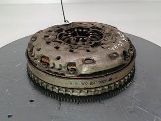 маховик Renault Megane 2 поколение 2005, цвет