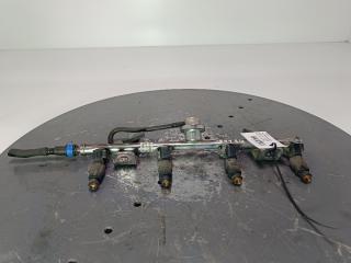 топливная рампа Mazda 6 GG 2004, цвет, L36113150