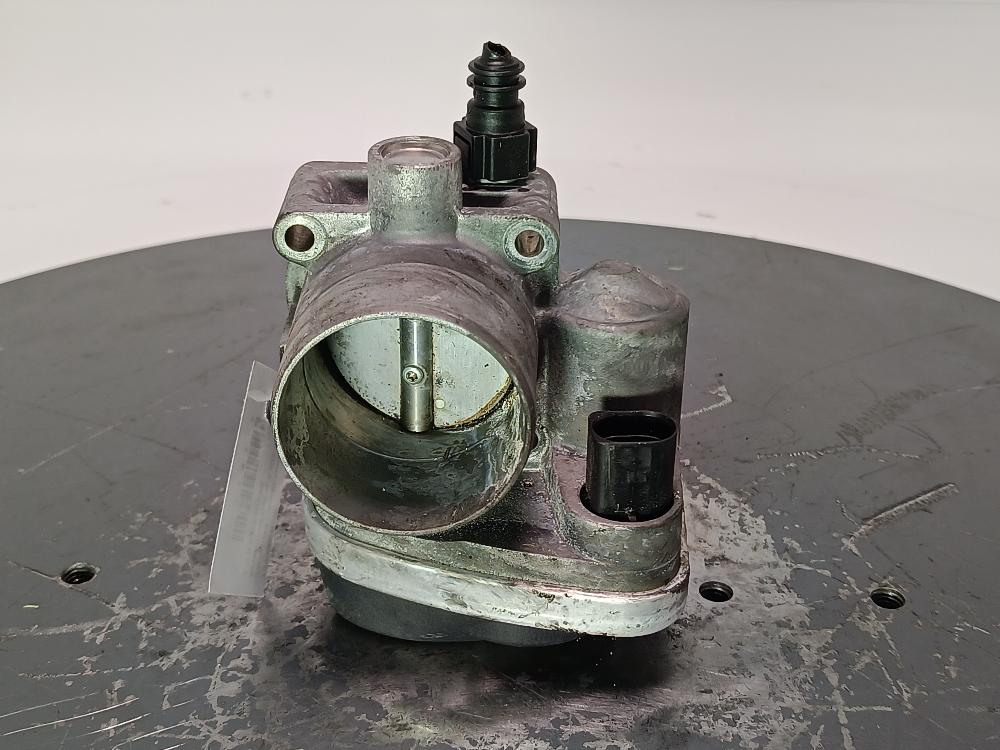 заслонка дроссельная Renault Megane 2 поколение 2005, цвет, 8200190230 - фото №1