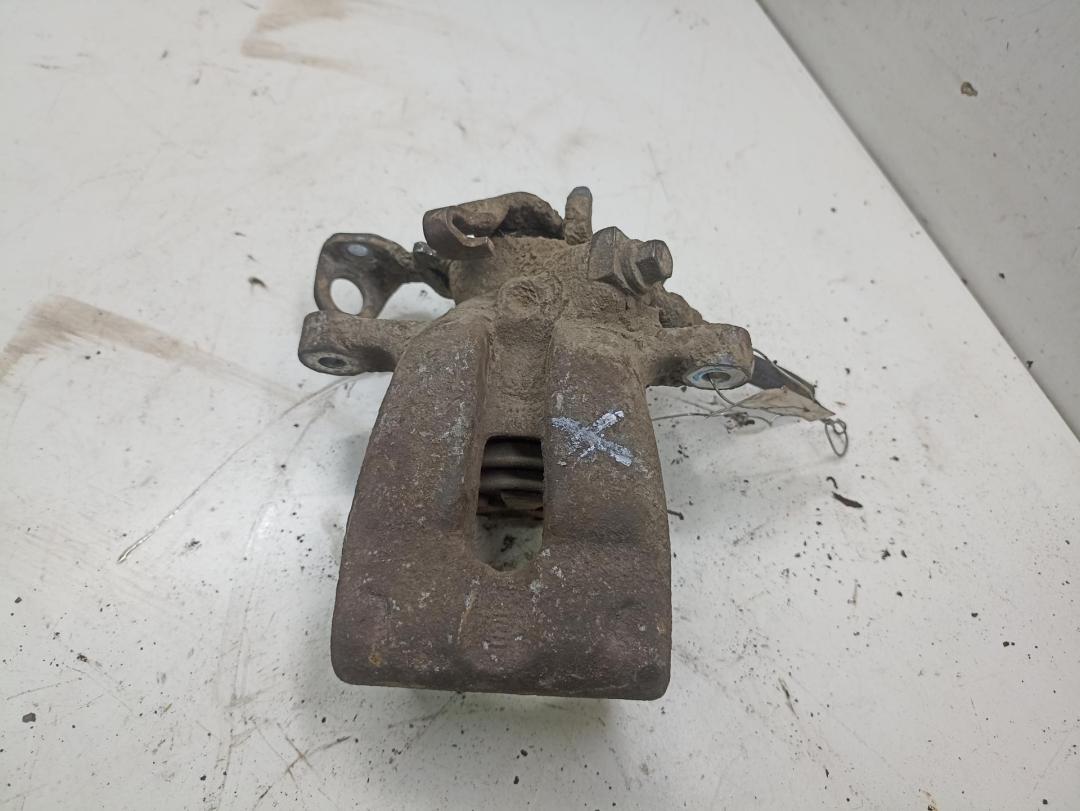 суппорт задний правый Opel Astra G 2003, 2.2 л., дизель, МКПП, чёрный, универсал