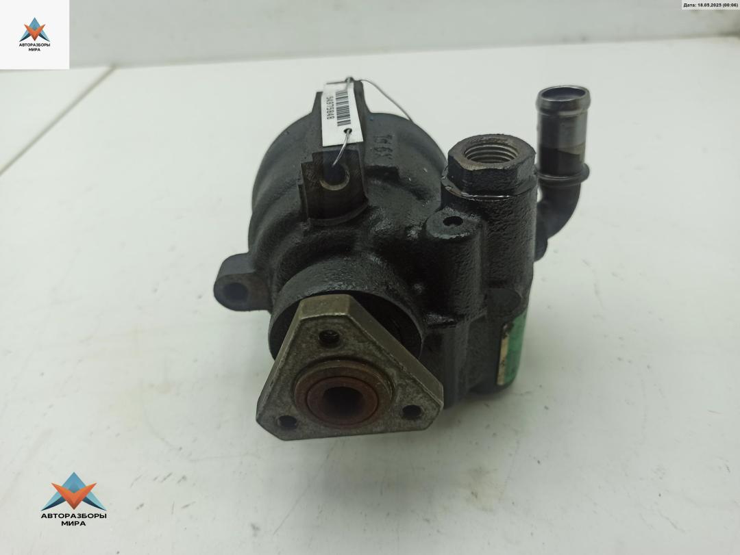 Насос гидроусилителя руля Dacia (Renault) Sandero I 2009, 1.2 л., бензин, МКПП, белый, хетчбэк 5 дв., 8200886459 - фото №1