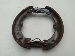 Колодки тормозные задние Mercedes-Benz E W211 2003, 1.8 л., бензин, МКПП, чёрный, универсал