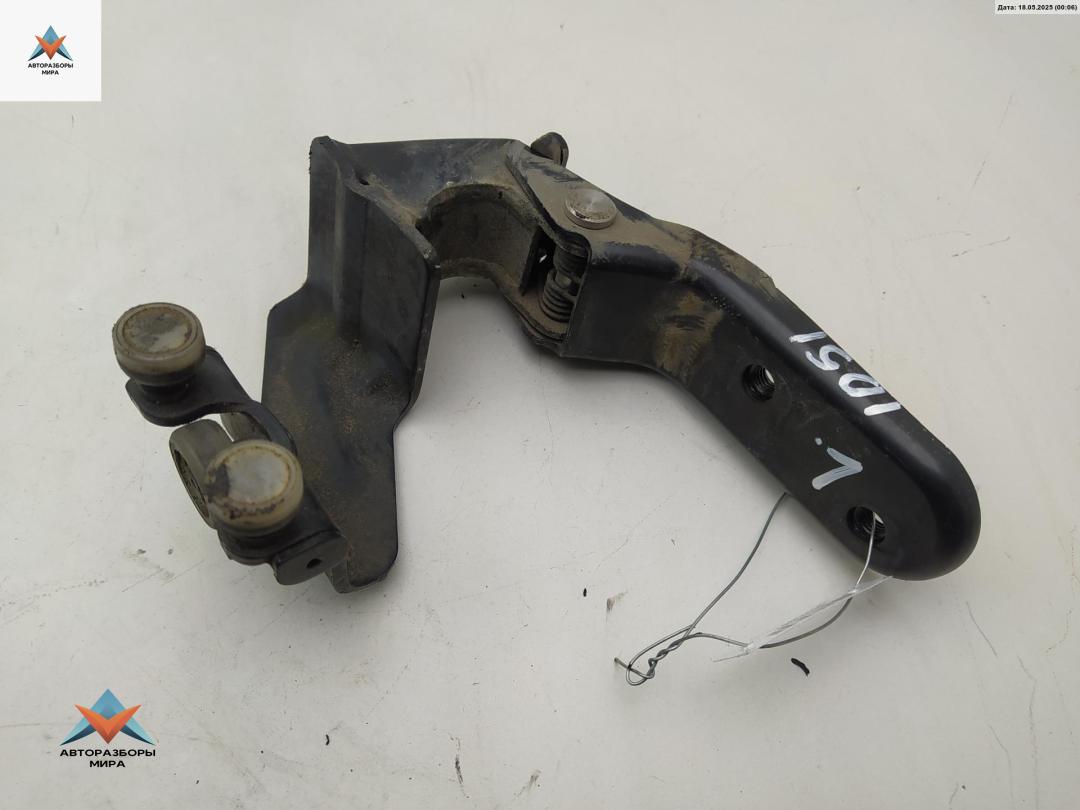 ролик двери сдвижной Mercedes-Benz Vaneo W414 2003, 1.6 л., бензин, МКПП, серый, минивэн, 4147600447 - фото №1