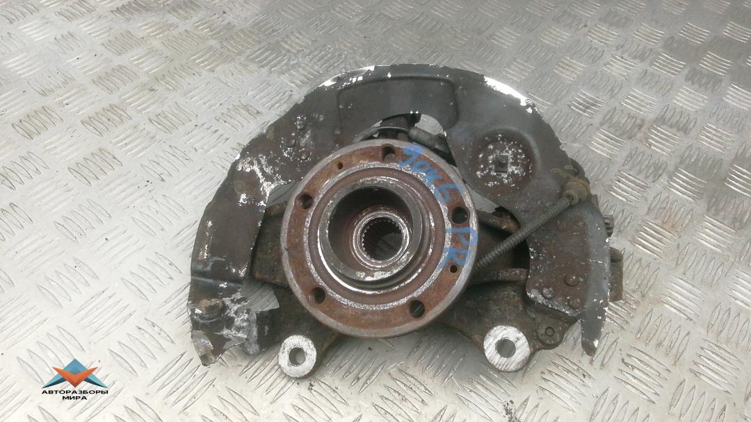 ступица передняя правая Citroen C4 Grand Picasso 2 поколение 2014, 1.6 л., дизель, МКПП, минивэн - фото №1